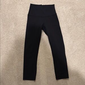Black High-Waisted Lululemon capri Leggings - Size 2